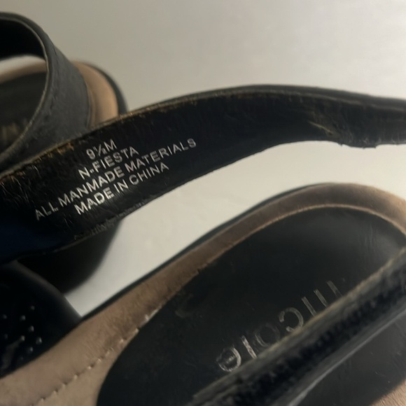 Nicole wedge, used. - Picture 3 of 10